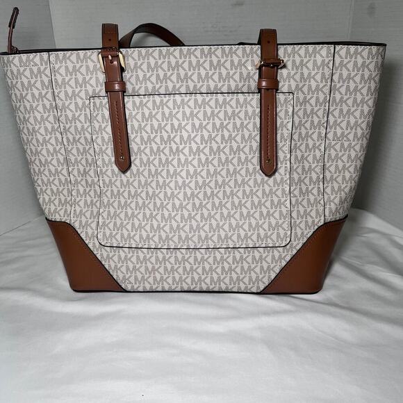 Michael Kors Aria Large Handbag Leather Tote Signature Acorn Vanilla New - Picture 2 of 6